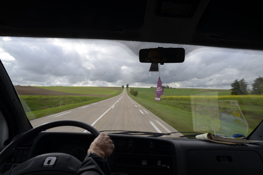 Driving through the Champagne (Pic: Kerstin Reiger)